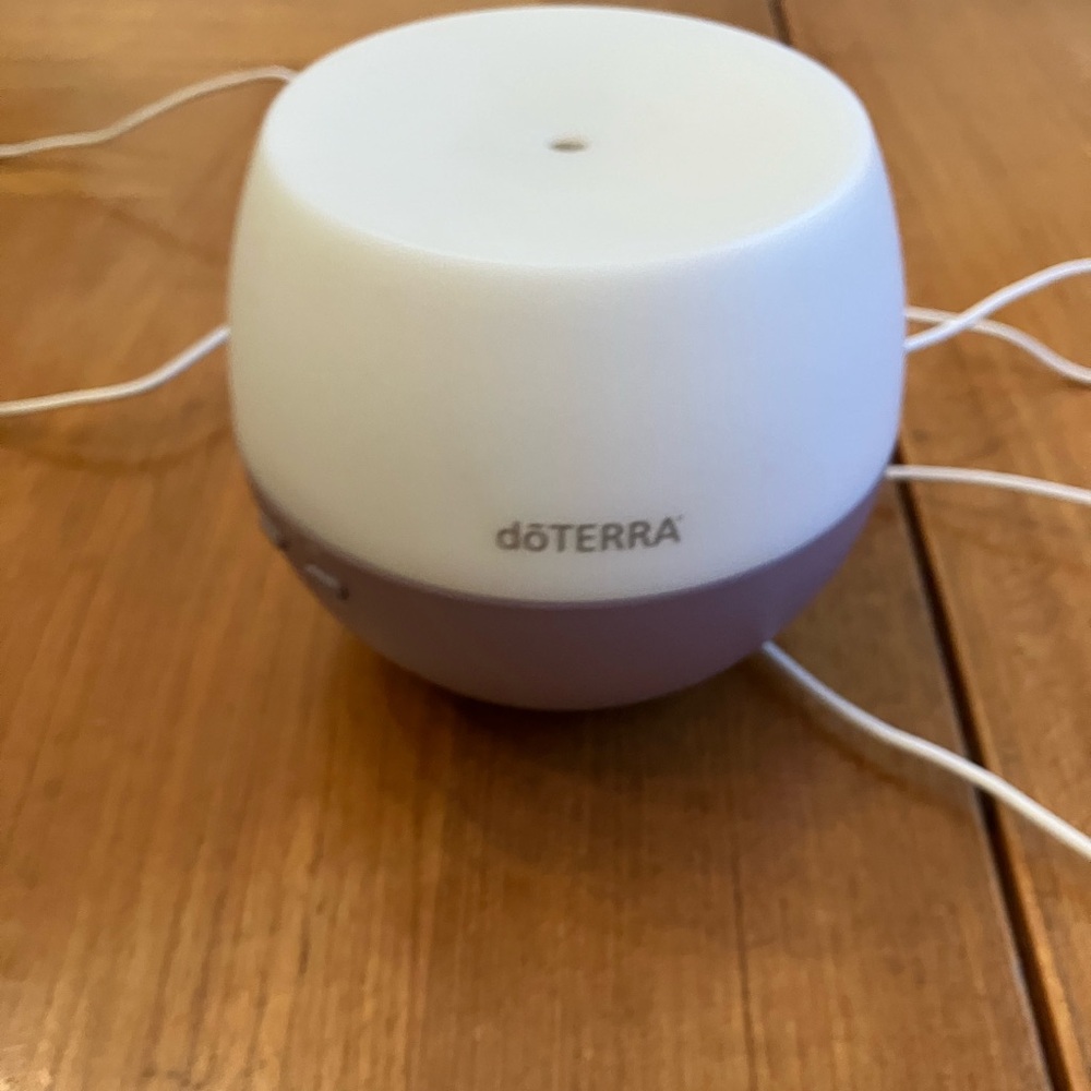doTERRA White and Lavender Diffuser
